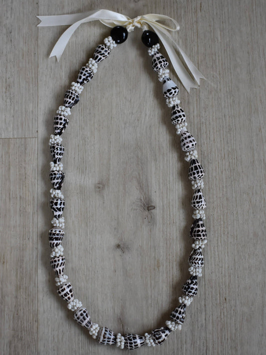 Hebrew Cone Shell Lei