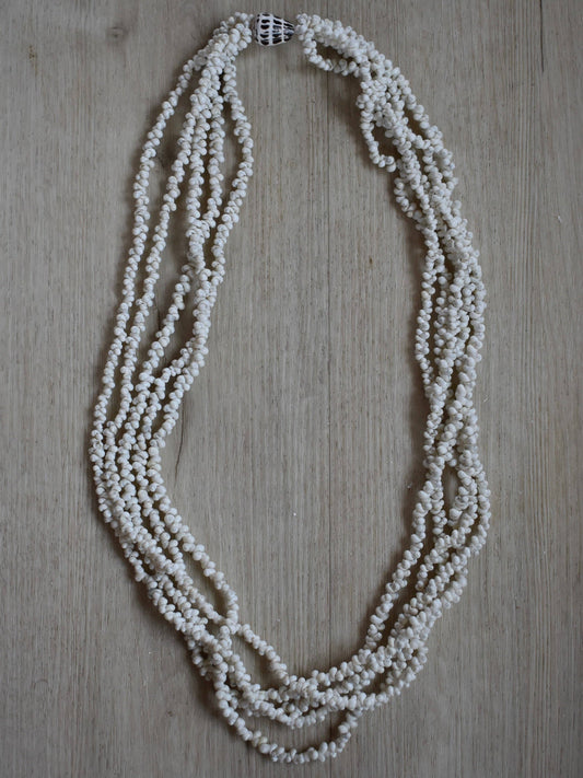 Single Hebrew Shell Five Strand Lei