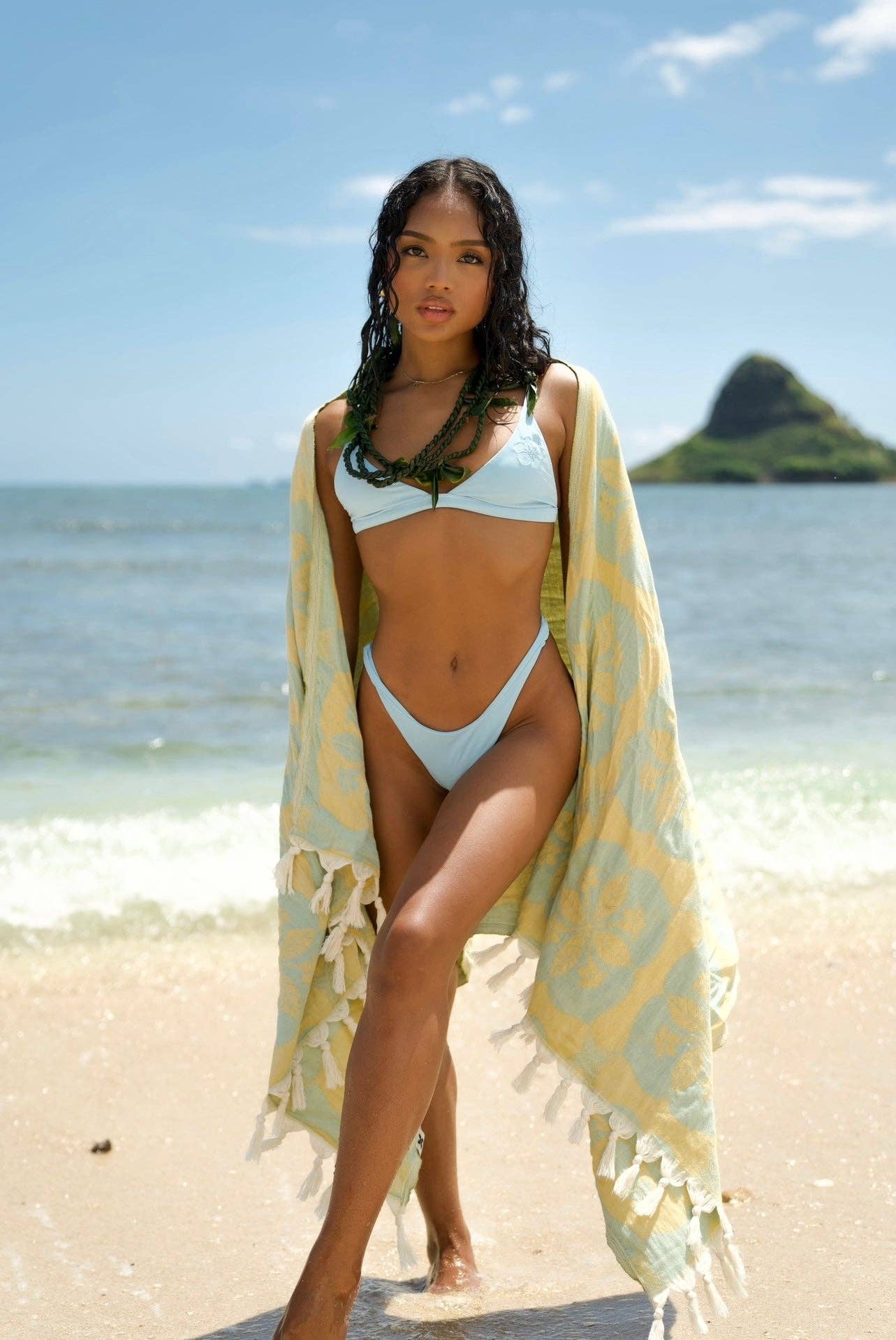 Vintage Keni Luxe Hawaiian Beach Towel