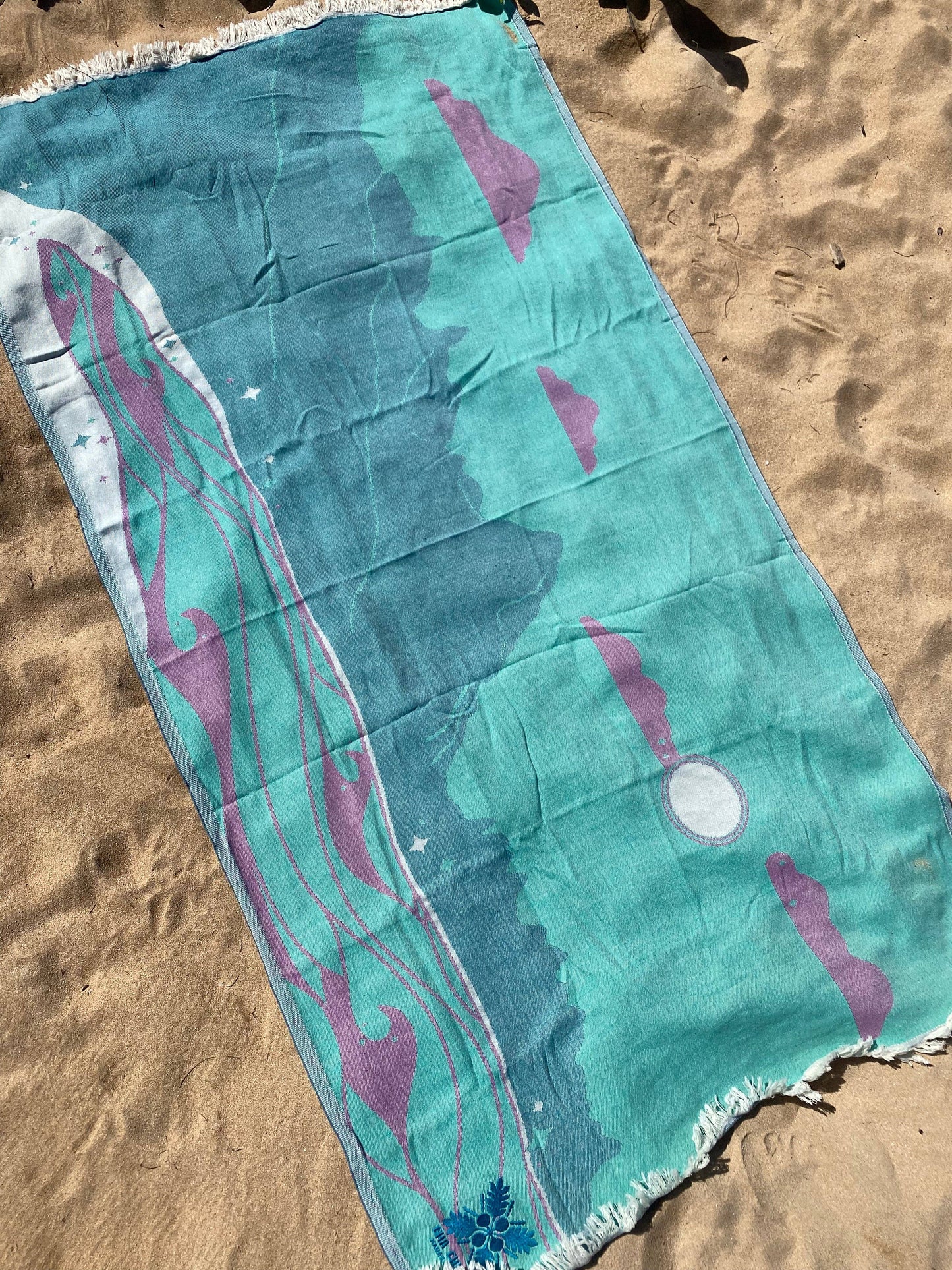 Makana Luxurious Hawaiian Beach Towel