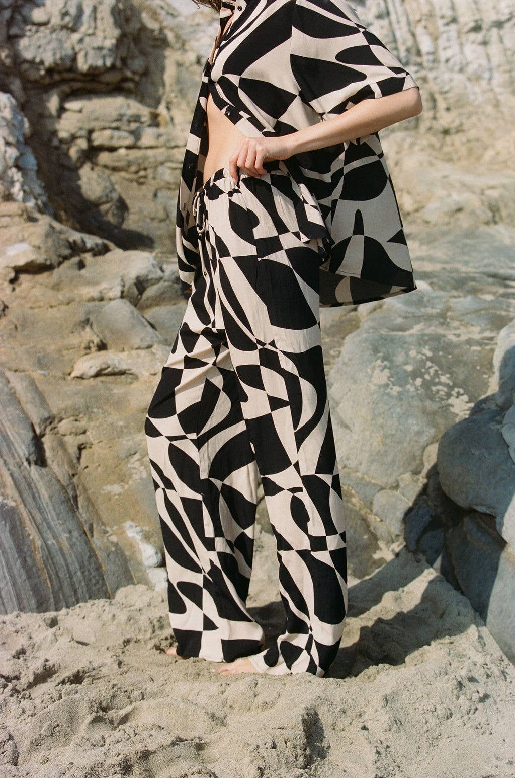 Woven Polyester Elastic Waist Tie Wide Leg Pants