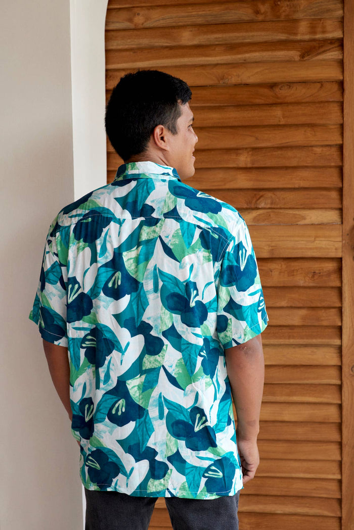 Men's Kahana Button Up in Blue Hawai'i