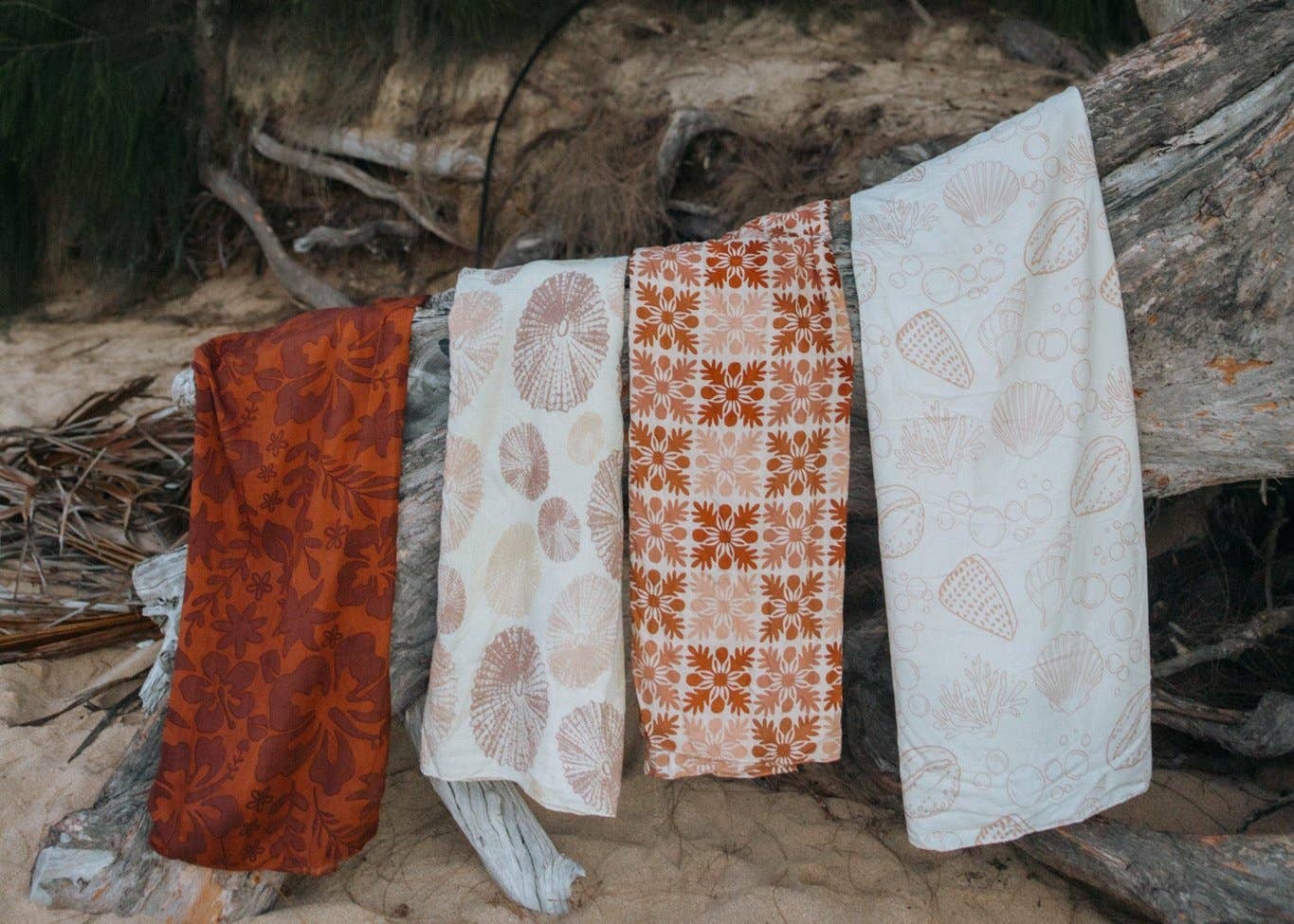 Mākuʻe Quilt Pareo