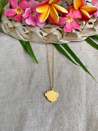 Textured Single Hawaiian Island Pendant Necklace