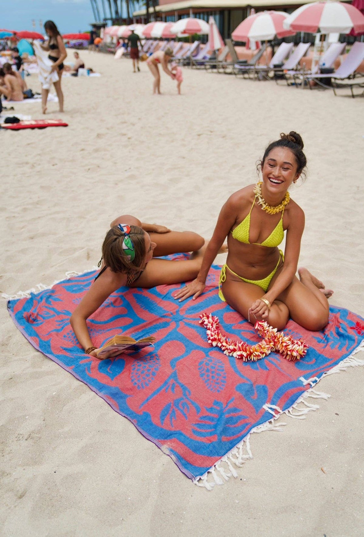 Polynesia Luxurious Beach Blanket for 2