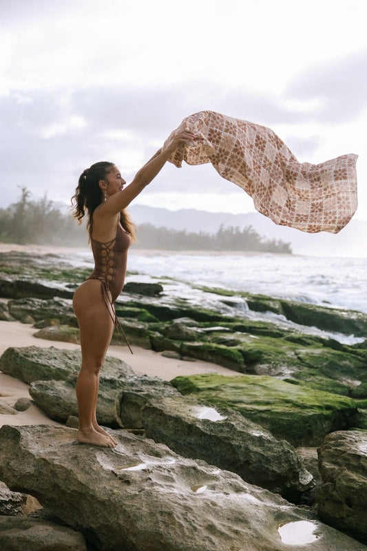 Mākuʻe Quilt Pareo