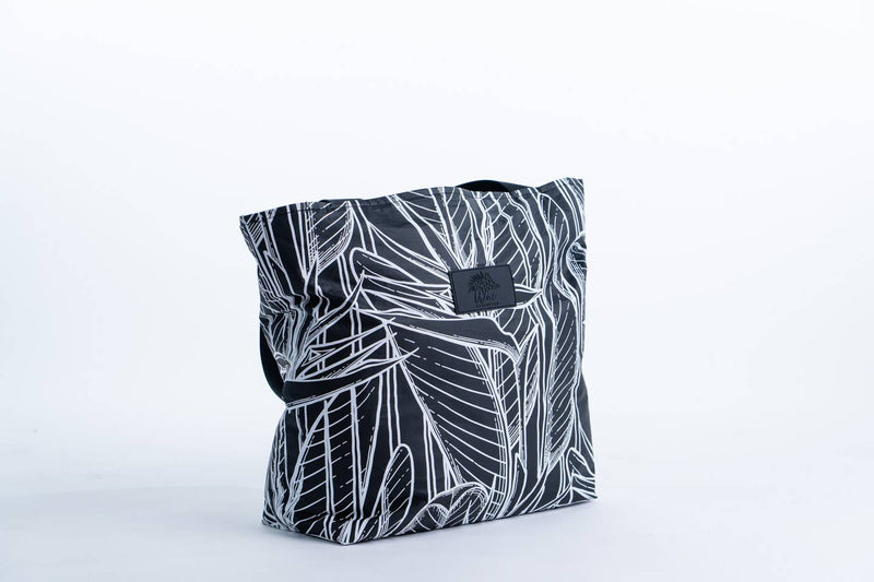 Summer Tote Beach Bag - Travel Bag - Black Strelitzia