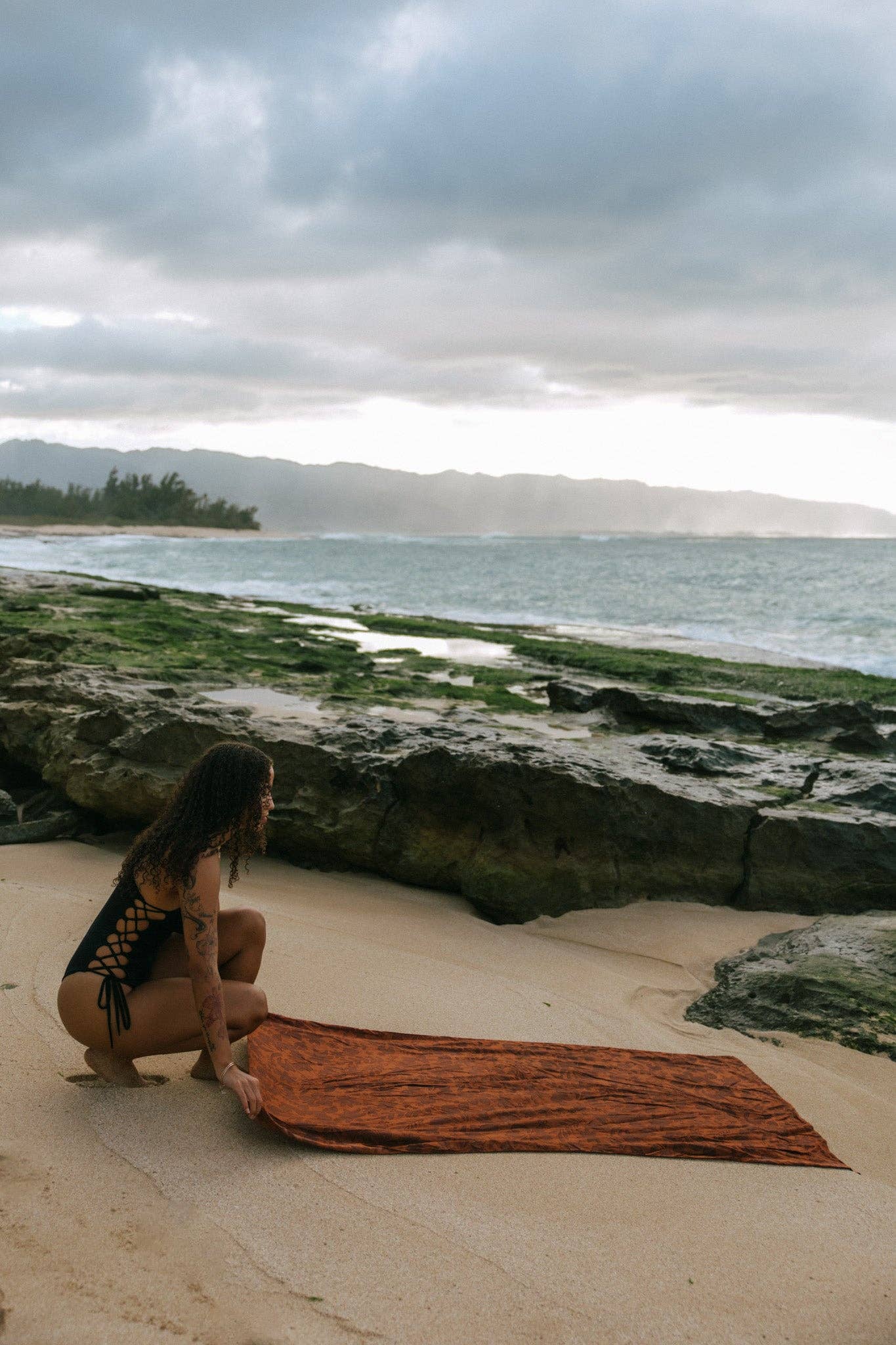 Mākuʻe Floral Pareo