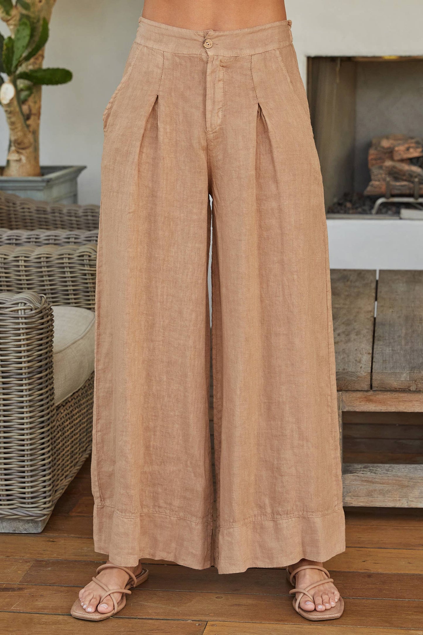 Italian Linen Pleat/Button Front Palazzo Pant